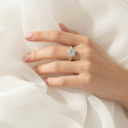 A luminous sparkle wrapped in soft elegance, this ring captures the dreamy beauty of crystals glowing through a delicate mist. Designed with a radiant clustered centerpiece and shimmering pavé details, it brings a graceful brilliance that feels timeless, refined, and effortlessly feminine.